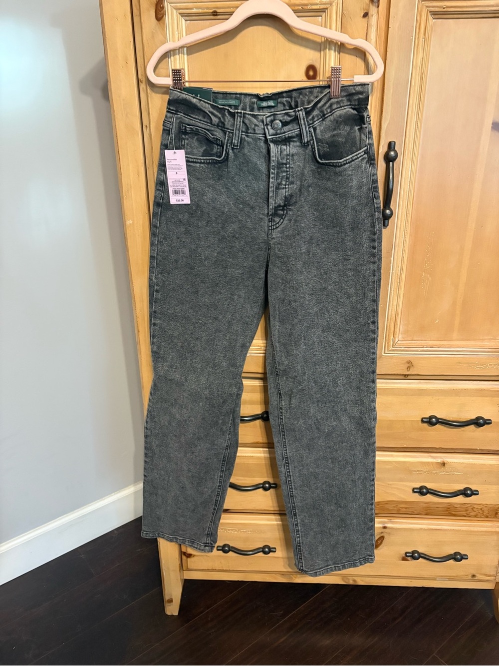 NWT Wild Fable Women’s Super High-Rise Straight Jeans Black Size 31